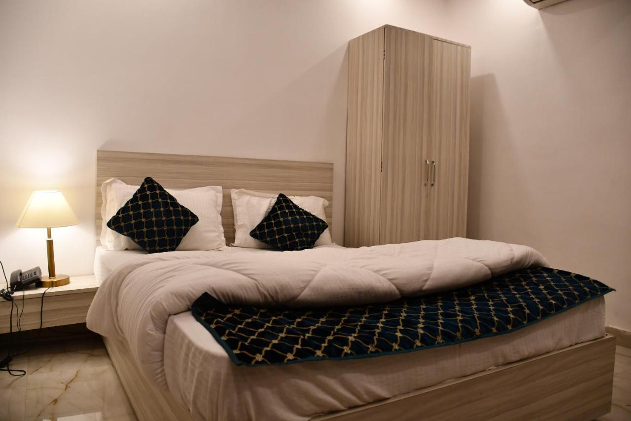 Hotel Vista Palace Patna  Exterior photo